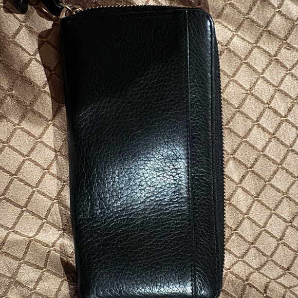 Kate Spade black pebbled leather wallet - Picture 4 of 4